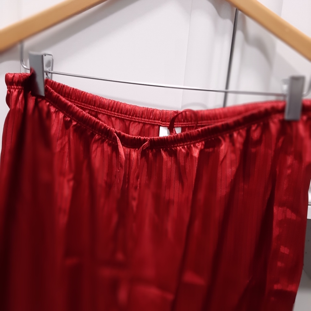 Intimate Apparel - Picture 7 of 12